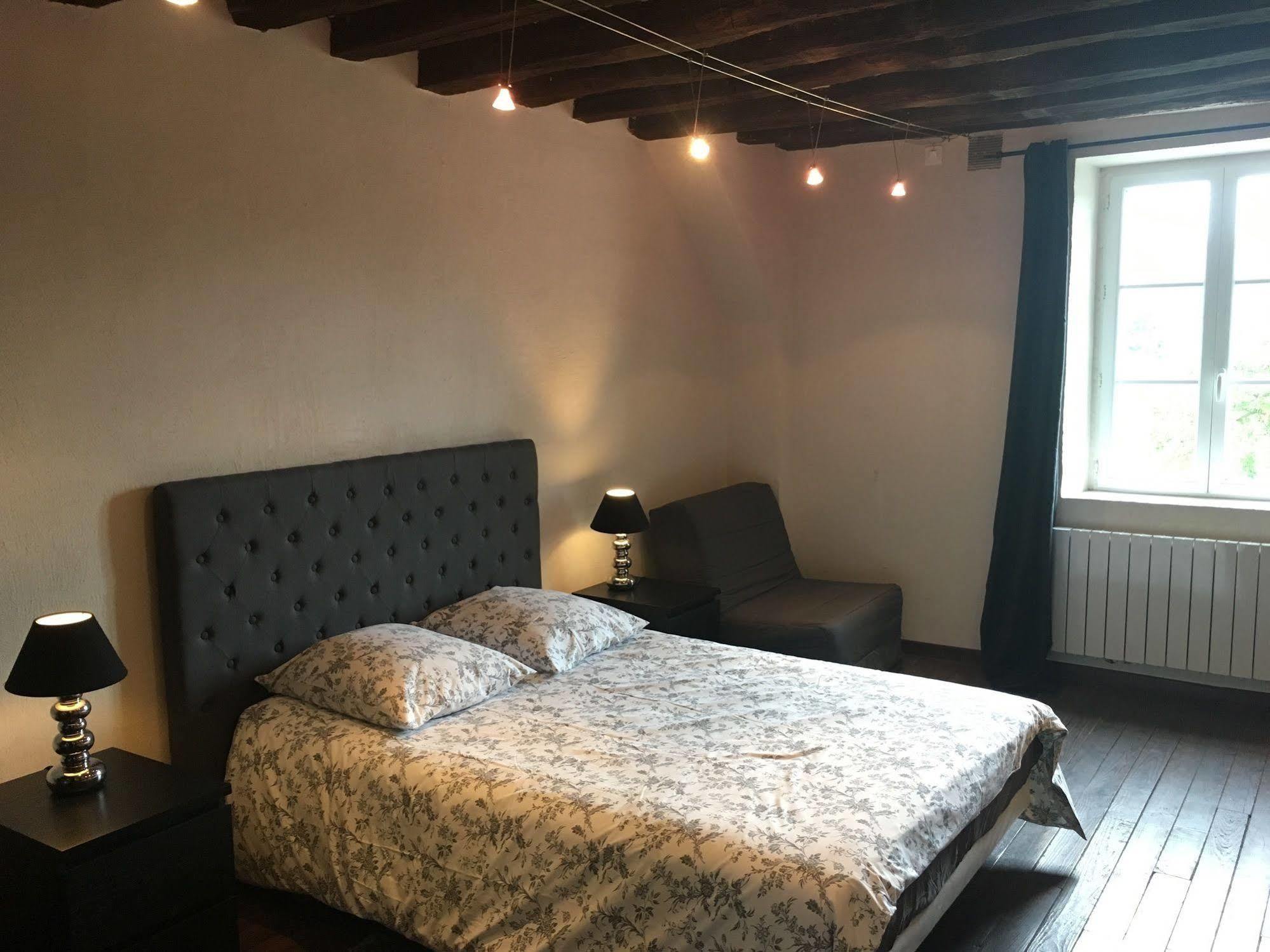 Domaine Du Moulin De Champie - Versailles - Gites & Suites Feucherolles Luaran gambar