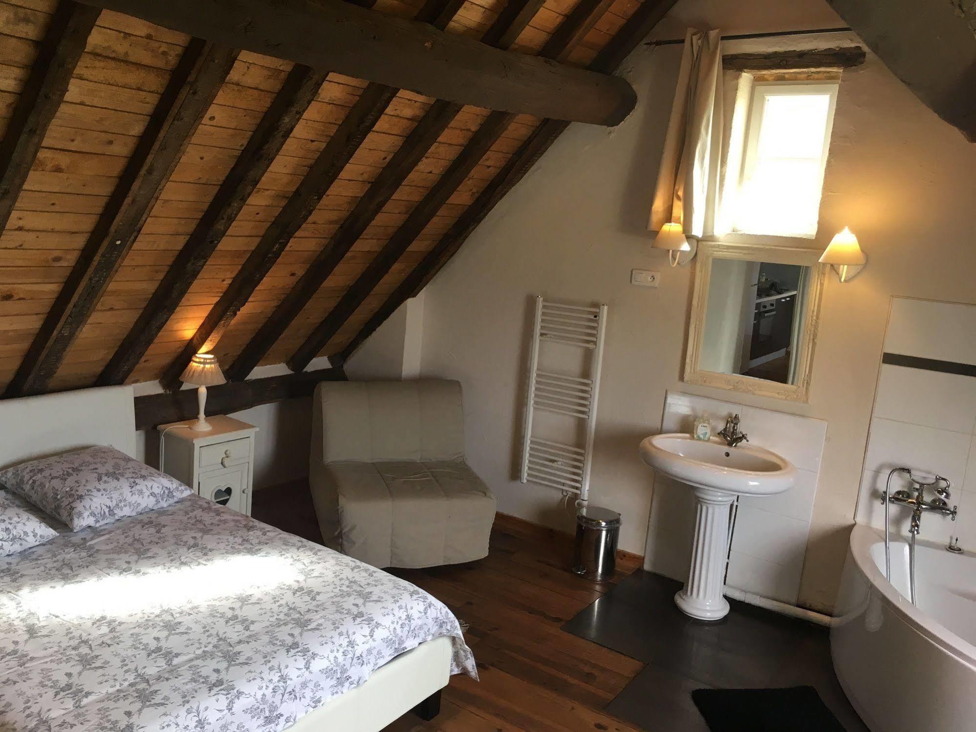 Domaine Du Moulin De Champie - Versailles - Gites & Suites Feucherolles Luaran gambar